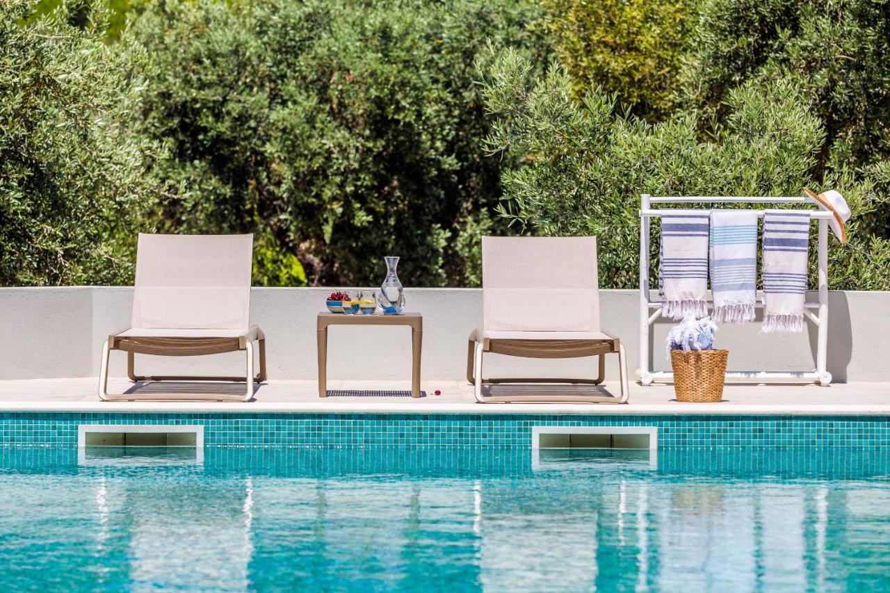Sunshine Pool Villa สโกเปลอสทาวน์ ภายนอก รูปภาพ